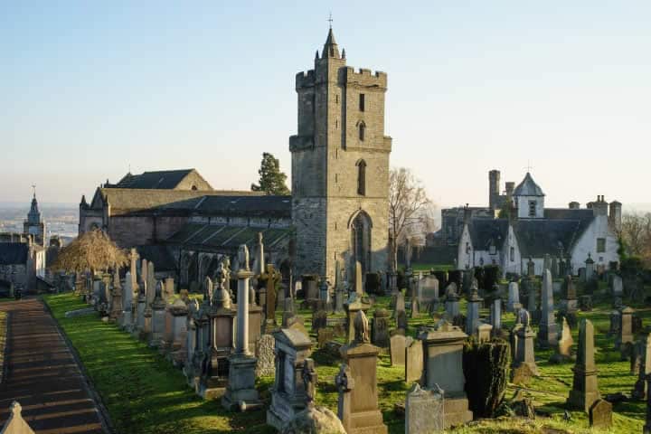 Church of the Holy Rude and cemetery in Stirling